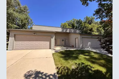 2590 Cherrywood Lane, Green Bay, WI 54304 - Photo 1