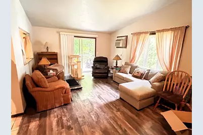 2590 Cherrywood Lane, Green Bay, WI 54304 - Photo 3