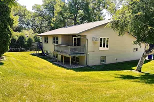 2590 Cherrywood Ln, Green Bay, WI 54304 - Photo 25