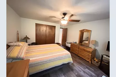 2590 Cherrywood Lane, Green Bay, WI 54304 - Photo 13