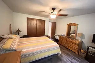 2590 Cherrywood Ln, Green Bay, WI 54304 - Photo 13