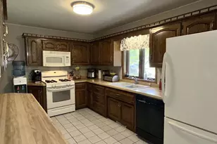 262 Park Ave, Oconto Falls, WI 54154 - Photo 13