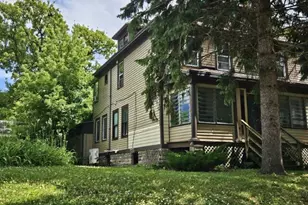 419 S Van Buren St, Green Bay, WI 54301 - Photo 9