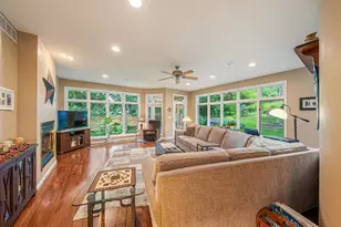 8405 Ridgeview Ct, Larsen, WI 54947 - Photo 5