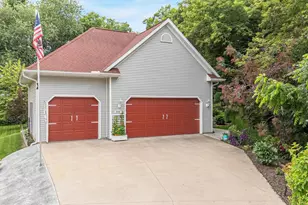8405 Ridgeview Ct, Larsen, WI 54947 - Photo 3