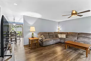 1595 Nelson Ct, Neenah, WI 54956 - Photo 3