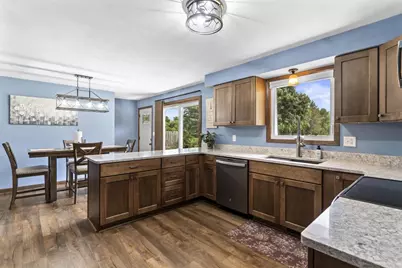 1595 Nelson Court, Neenah, WI 54956 - Photo 7