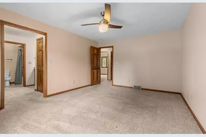 151 Harrys, Appleton, WI 54914 - Photo 29