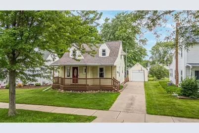 1412 W Spring Street, Appleton, WI 54914 - Photo 1