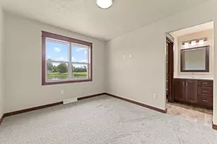 5319 Fenceline Ln, Omro, WI 54963 - Photo 15