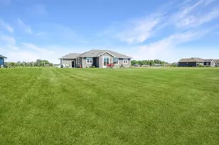 6730 Park Pl Dr, Sheboygan, WI 53081 - Photo 29