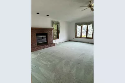 1429 Ridgeway Drive, Neenah, WI 54956 - Photo 9