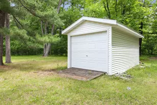 704 Funk St, Crivitz, WI 54114 - Photo 35