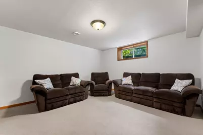 1218 Rosa Avenue, Crivitz, WI 54114 - Photo 33