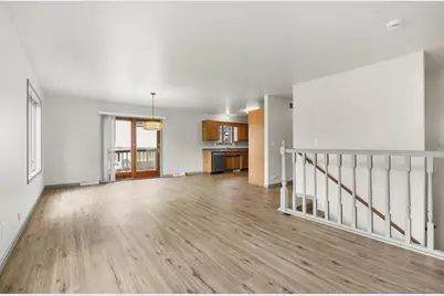 2009 S 10th Street, Manitowoc, WI 54220 - Photo 7