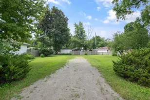1063 Langlade Ave, Green Bay, WI 54304 - Photo 1