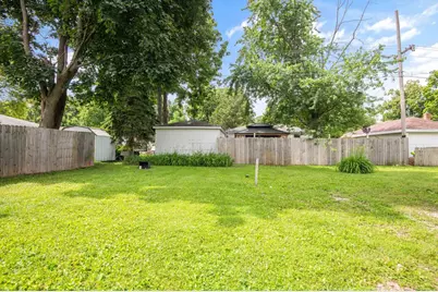 1063 Langlade Avenue, Green Bay, WI 54304 - Photo 7