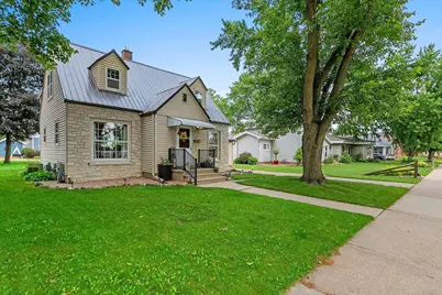 817 S Main Street, Shawano, WI 54166 - Photo 5
