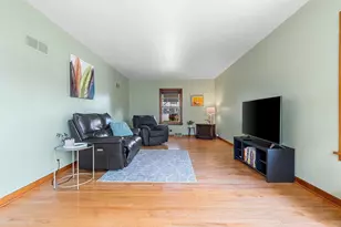 817 S Main St, Shawano, WI 54166 - Photo 25