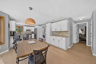 109 Old Orchard Ln, Neenah, WI 54956 - Photo 17
