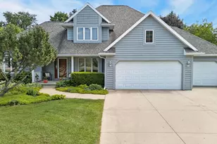 109 Old Orchard Ln, Neenah, WI 54956 - Photo 61
