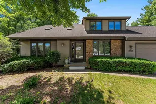 2641 Poplar Springs Cir, Green Bay, WI 54304 - Photo 5