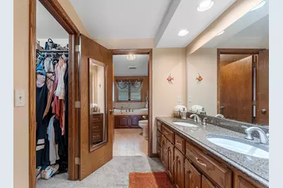2641 Poplar Springs Circle, Green Bay, WI 54304 - Photo 37