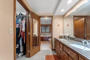 2641 Poplar Springs Cir, Green Bay, WI 54304 - Photo 37