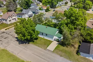 1513 28th Ave, Menominee, MI 49858 - Photo 35