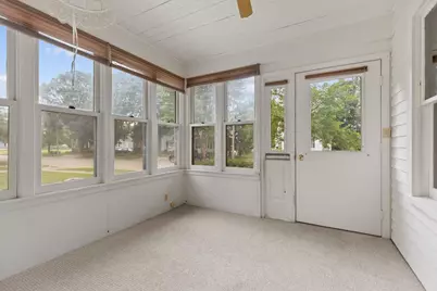 1863 Doty Street, Oshkosh, WI 54902 - Photo 31