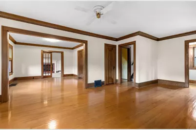 1863 Doty Street, Oshkosh, WI 54902 - Photo 7