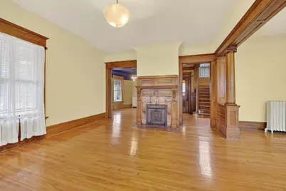 1133 Algoma Boulevard, Oshkosh, WI 54901 - Photo 9