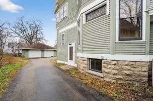 1133 Algoma Blvd, Oshkosh, WI 54901 - Photo 45