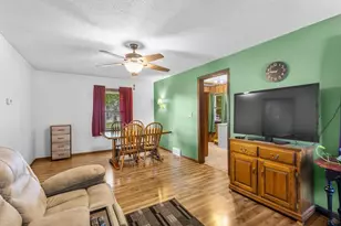 222 Pine St, Wrightstown, WI 54180 - Photo 9