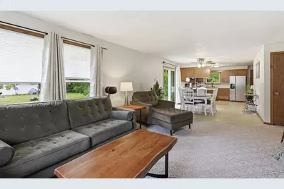 2605 W Big Bend Drive, Appleton, WI 54914 - Photo 9
