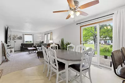 2605 W Big Bend Drive, Appleton, WI 54914 - Photo 5