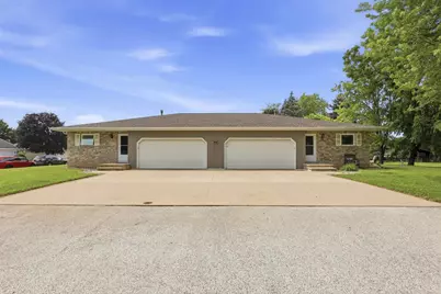 2605 W Big Bend Drive, Appleton, WI 54914 - Photo 1