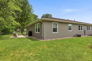 2605 W Big Bend Dr, Appleton, WI 54914 - Photo 29