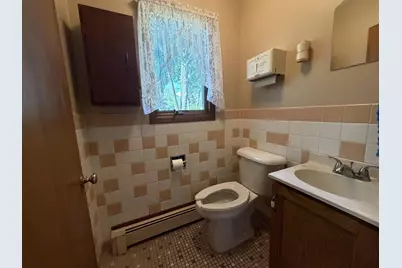 535 Park Avenue, Waupaca, WI 54981 - Photo 11