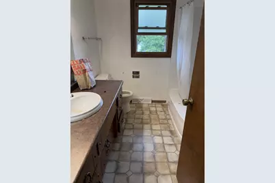 553 Delwiche Road, Green Bay, WI 54302 - Photo 9