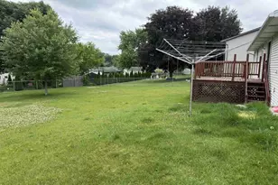 553 Delwiche Rd, Green Bay, WI 54302 - Photo 5