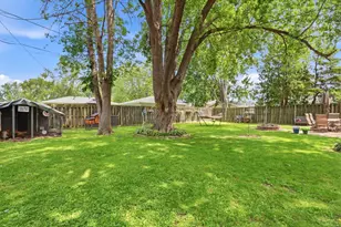 372 Mark Ct, Neenah, WI 54956 - Photo 25