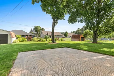 2721 Hazelwood Lane, Green Bay, WI 54304 - Photo 35