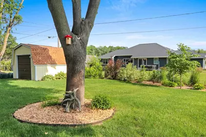 2721 Hazelwood Lane, Green Bay, WI 54304 - Photo 37