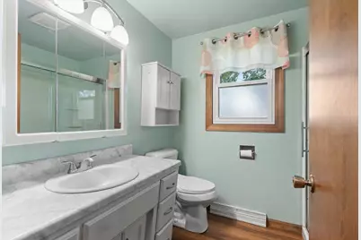 2721 Hazelwood Lane, Green Bay, WI 54304 - Photo 17