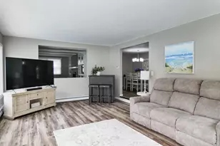 3256 Bitters Ct, Green Bay, WI 54301 - Photo 7
