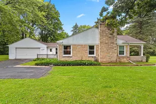 1636 Lost Dauphin Rd, De Pere, WI 54115 - Photo 3