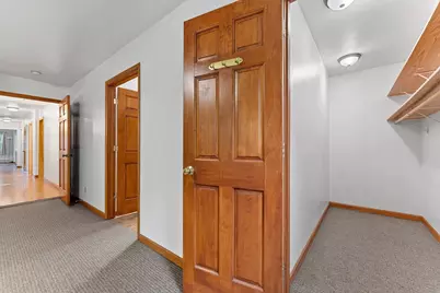 1636 Lost Dauphin Road, De Pere, WI 54115 - Photo 35