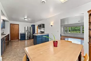 1636 Lost Dauphin Rd, De Pere, WI 54115 - Photo 11