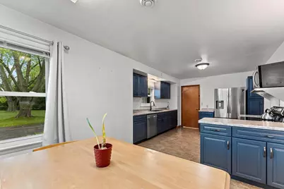 1636 Lost Dauphin Road, De Pere, WI 54115 - Photo 17